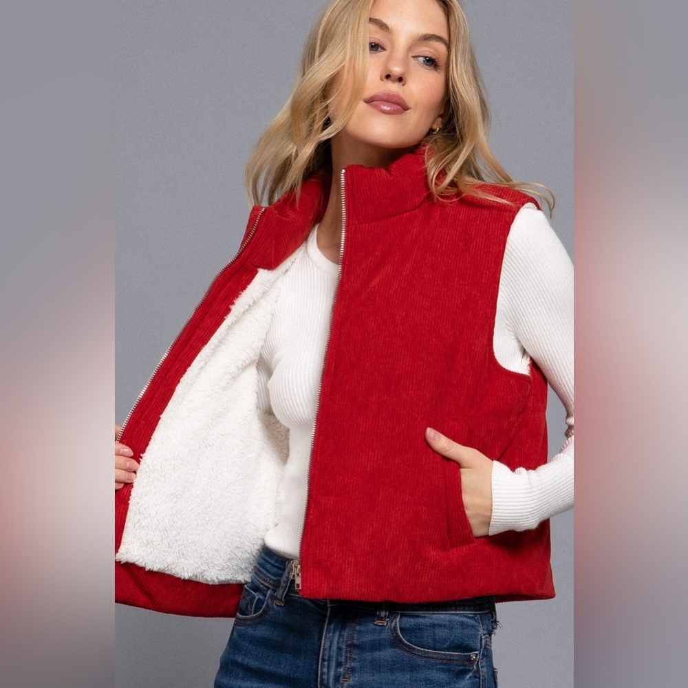 Corduroy Puffer Vest w/ inner Faux Fur
